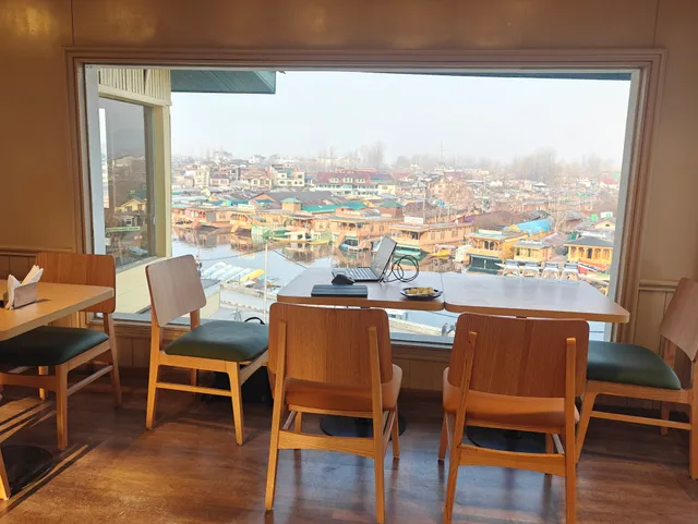 Clove- The Art of Dining Srinagar