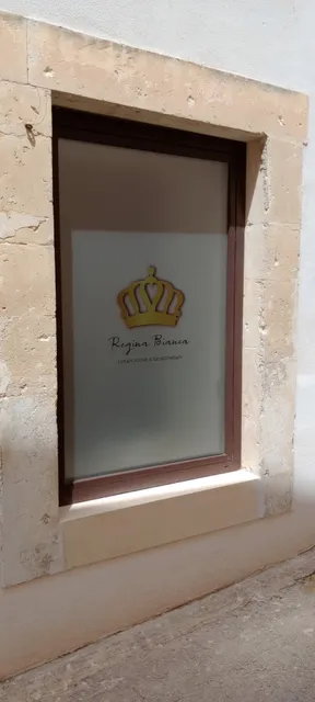 Regina Bianca - Luxury Rooms