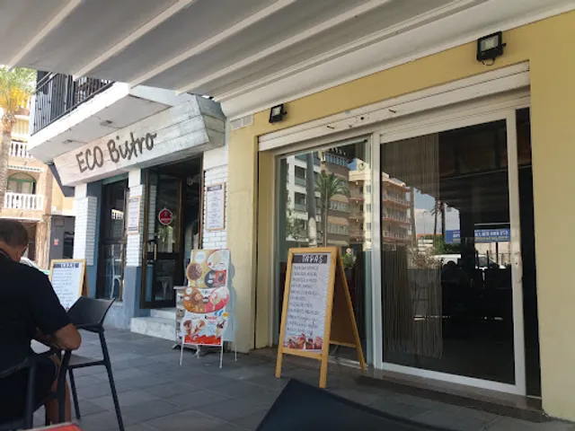 Las Cebras Eco Bistro