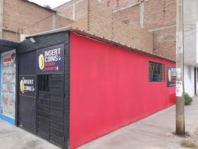 Insert Coins - Trujillo restobar