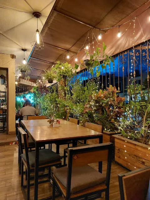 Black Moon Coffe & Tea