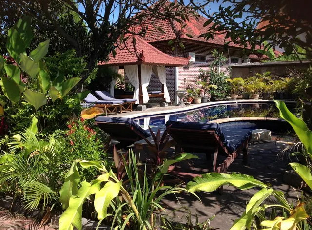 Rumi Bumi Lovina [formerly Mumbul Guesthouse]