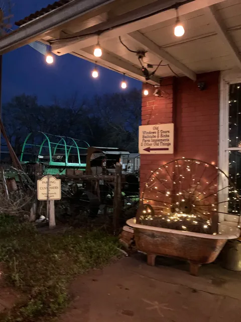 New Waverly Antiques & Collectibles