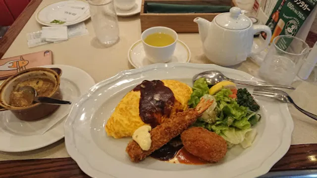 Royal Host Shinjuku Mitsui Building