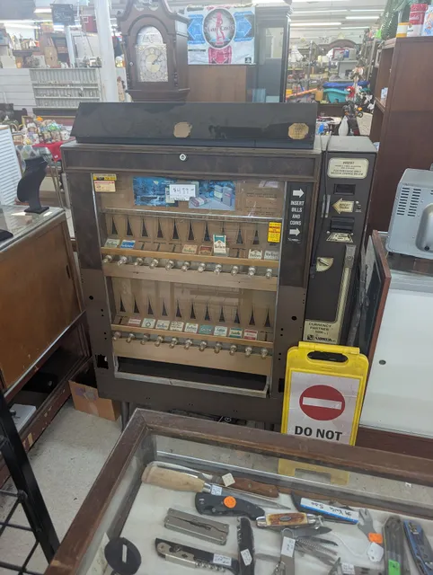 Skyland Plaza Shopping Center