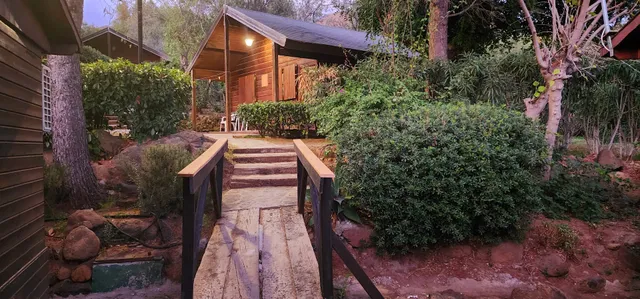 Los Pedregales complejo rural