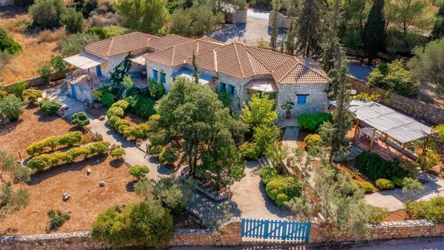 Strofilia Stone Residences