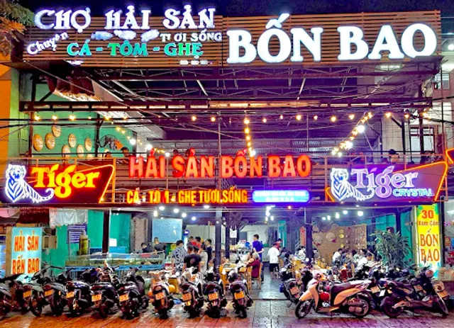 Quán Hải Sản Bốn Bao