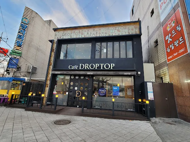 CAFE DROPTOP