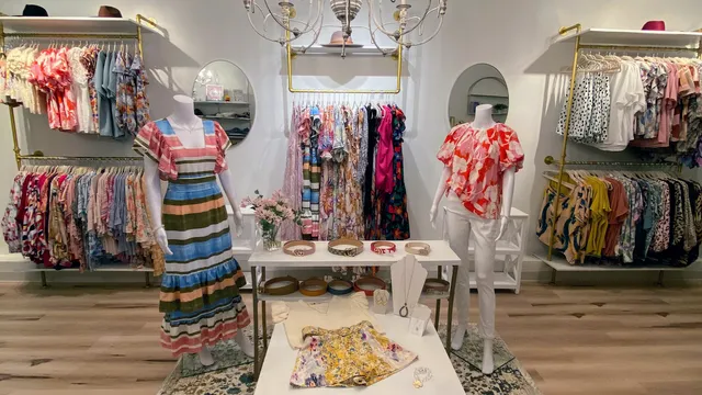 Belle Vie Boutique + Gifts