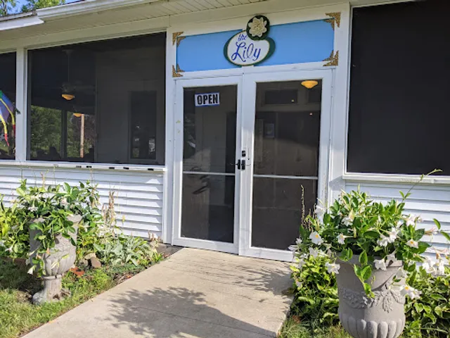 The Lily Cafe & Restaurant