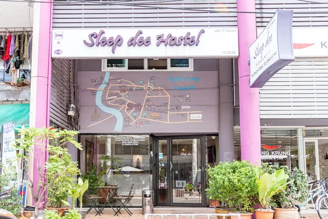 Sleep Dee Hostel