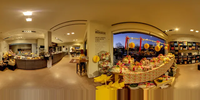 House & Coffee Mokador