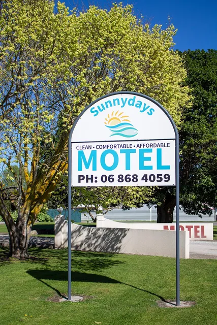 Sunny Days Motel