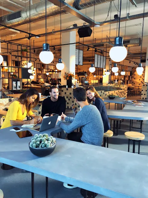 Lebkov & Sons Leiden