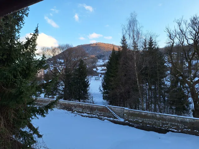 Nad Grajcarkiem. Apartamenty. Łużny H.