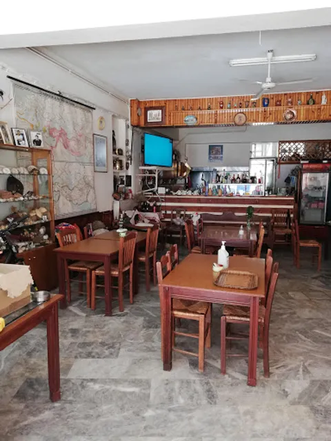 Family tavern restaurants