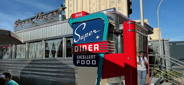 Super Diner