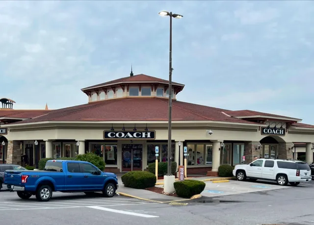 COACH Outlet
