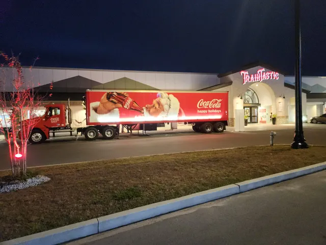 Hewes Square Shopping Center