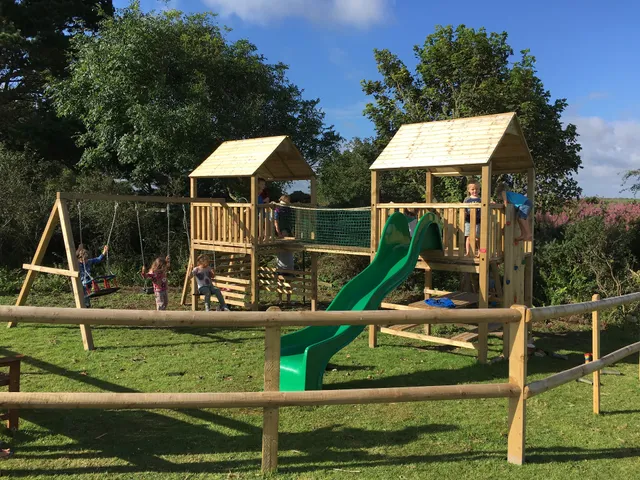 Mount Hawke Holiday Bungalows