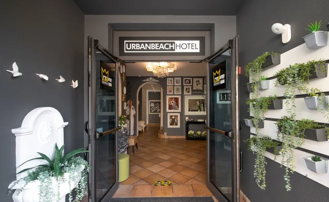 Regina Urban Beach Hotel