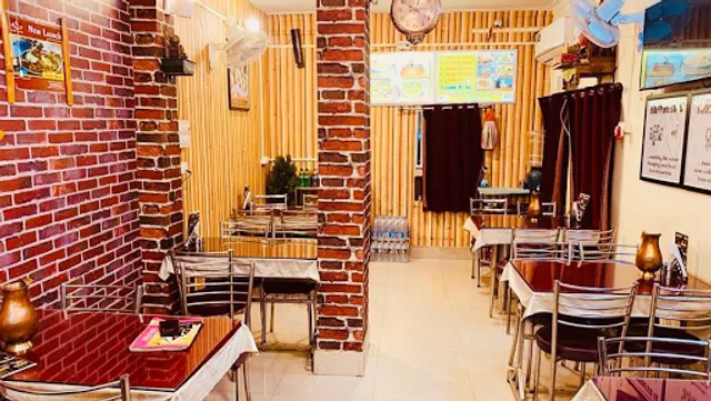 AAPKI HANDI RESTAURANT