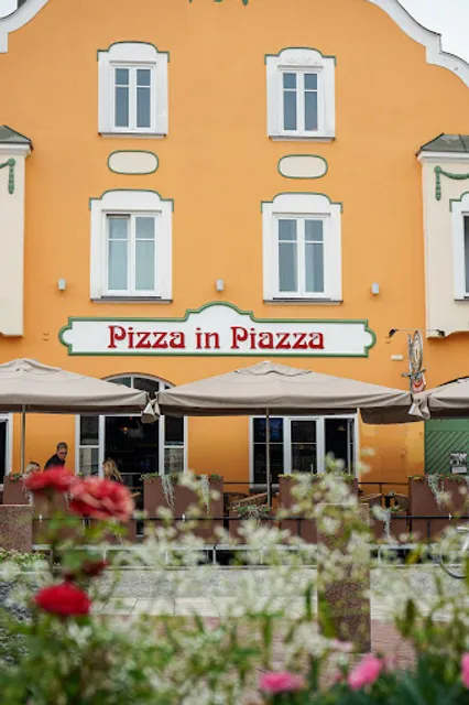 Pizza in Piazza