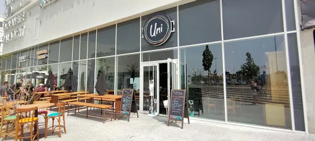 UNI Décines - Restaurant & Bar