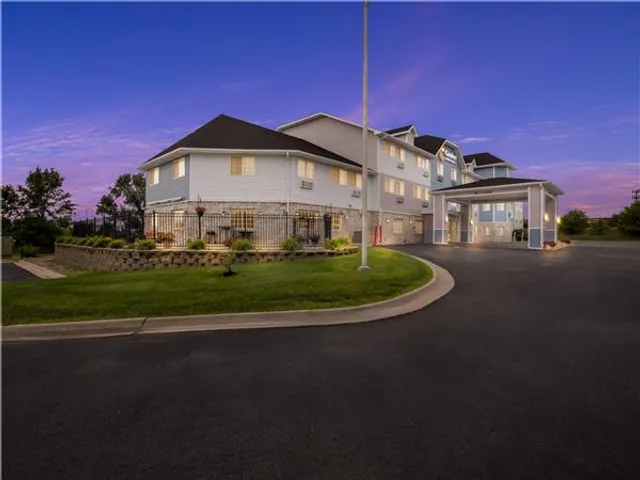 Comfort Inn & Suites Bellevue - Omaha Offutt AFB