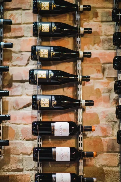 De La Casa Pasta & Wine Bar