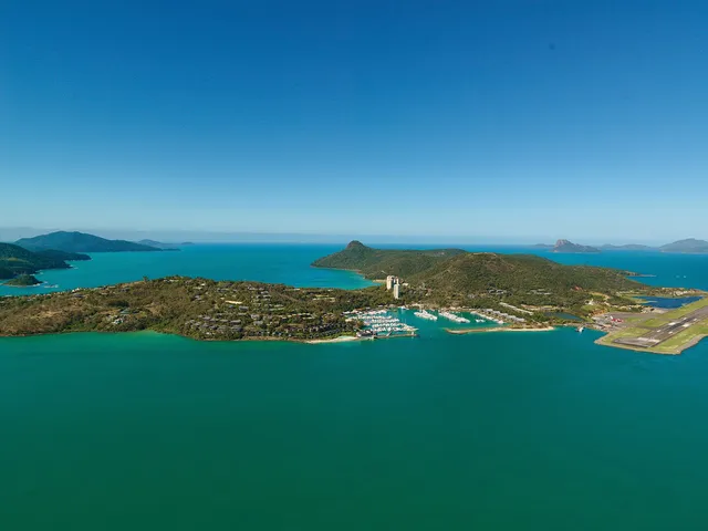 Hamilton Island Airport