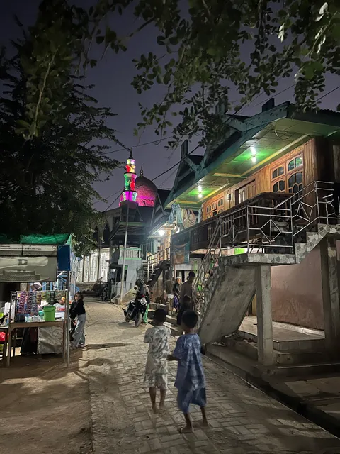 Ora Komodo home stay