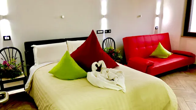 WELLNESS ART & WINE CAREN