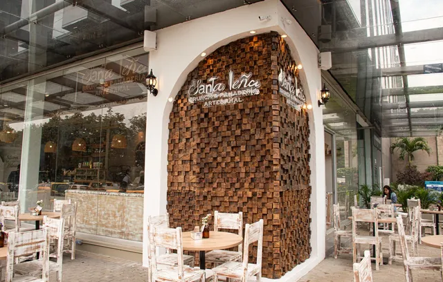 Santa Leña - Medical Tower