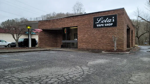 Bryson City Lola's Vape and Dispensary