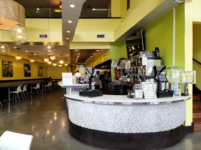 Squat & Gobble Café