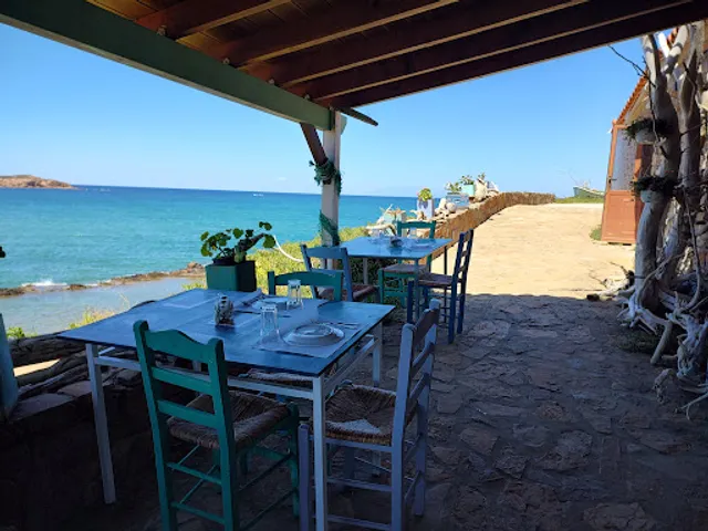 Taverna Flomari