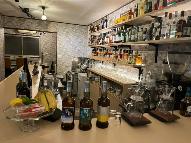 BAR Queen's-Q Naoshima