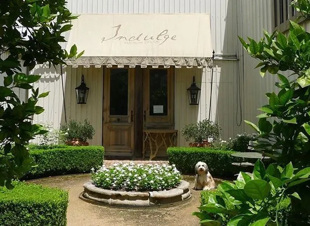 Indulge Decor + Fashion