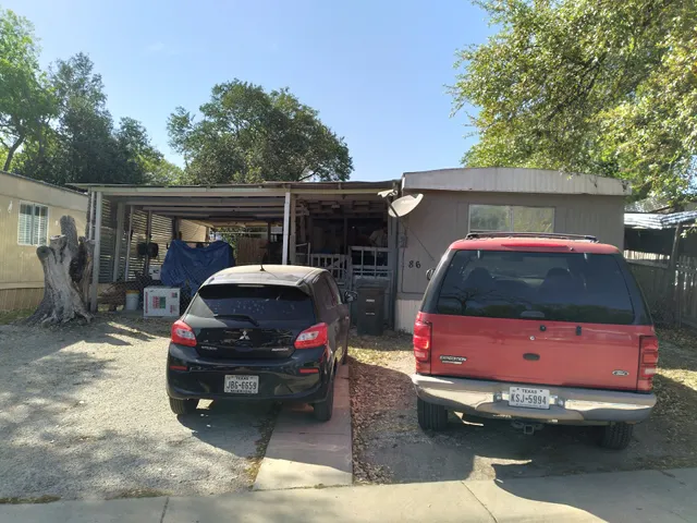 Crestview Mobile Home Park