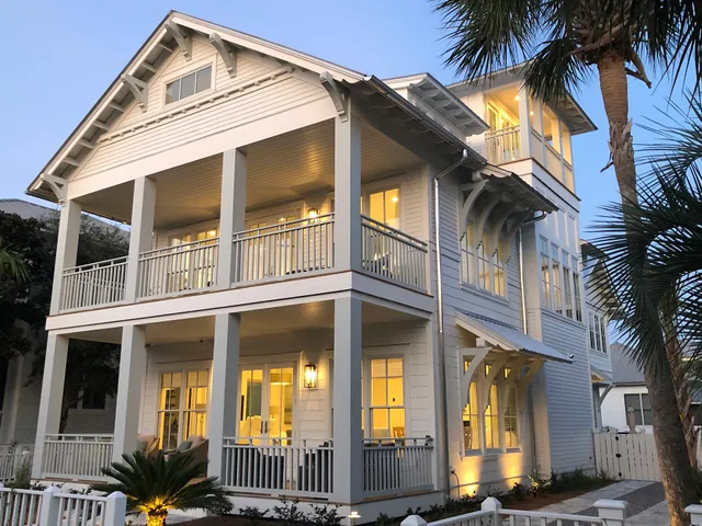 Still Waters at Carillon Beach