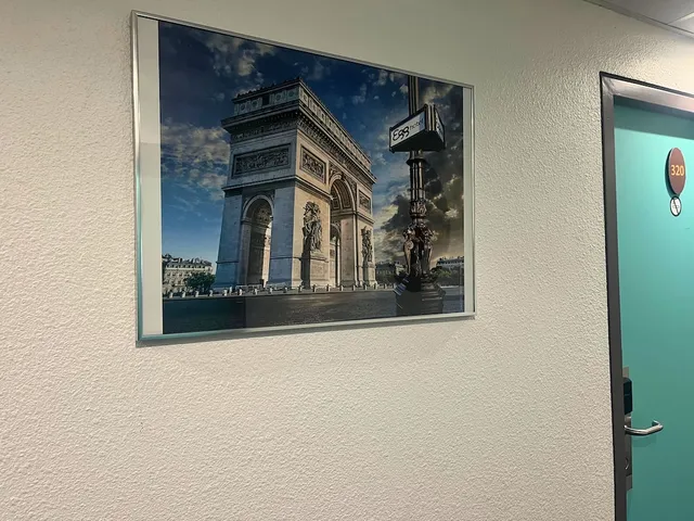 Egg Hôtel Sarcelles