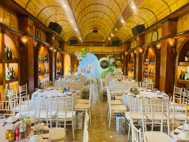 Hoàng Gia Garden Restaurant