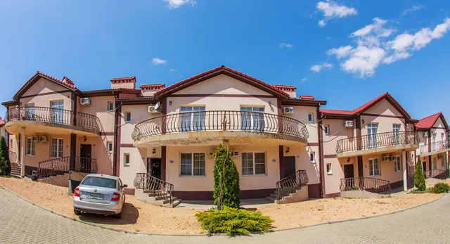 Otel' "Kedrovaya Roshcha"