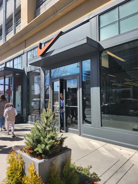 Nike Factory Store - Somerville