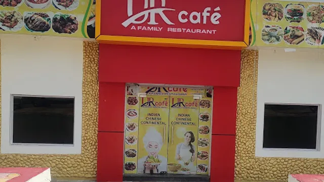 UR cafe - A Family Restaurant