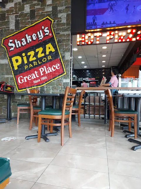 Shakey's Pizza Parlor