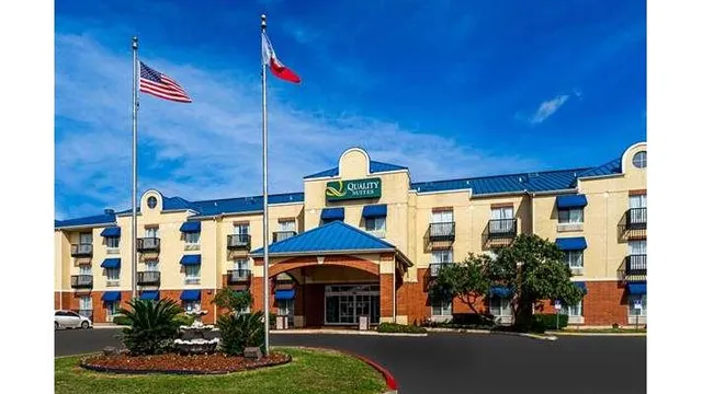 Quality Suites San Antonio Northeast