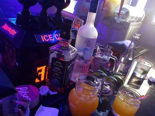 Cuban Republik Disco Lounge